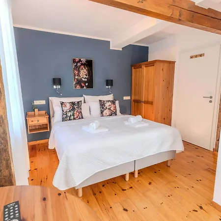 Prázdninový dům Weingut Muehlenschenke - Game-Room, Vineyard, Sauna And More *