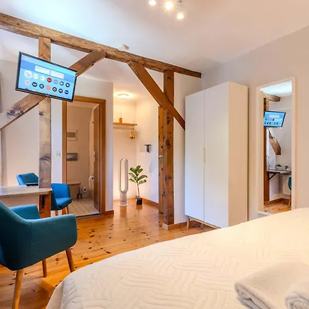 Weingut Muehlenschenke - Game-room, Vineyard, Sauna And *