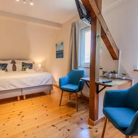 Weingut Muehlenschenke - Game-room, Vineyard, Sauna And * Sankt Goarshausen